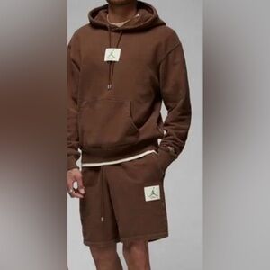 Professional Athletes Air Jordan x Titan Brown Hoodie & Shorts Set
Brown- XL